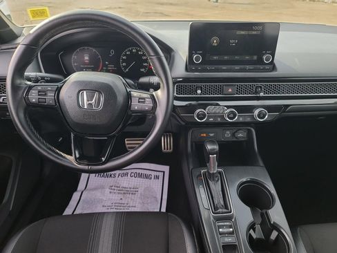 Used 2023 Honda Civic Sport image 13