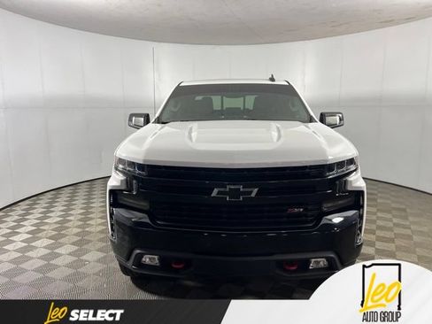 Used 2021 Chevrolet Silverado 1500 LT Trail Boss w/ Convenience Package II AWD/4WD image 2