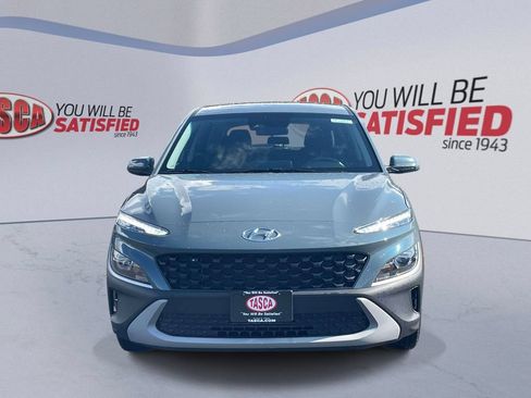 Used 2022 Hyundai Kona SE AWD/4WD image 2