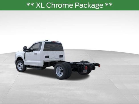 New 2026 Ford F350 XL w/ XL Chrome Package AWD/4WD image 4