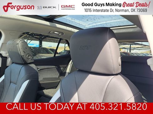 New 2026 Buick Envision Sport Touring AWD/4WD image 17