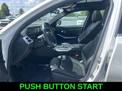 Used 2025 BMW 330i xDrive Sedan image 11