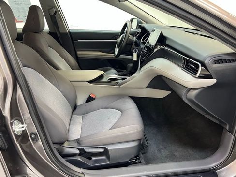 Used 2024 Toyota Camry LE FWD image 29