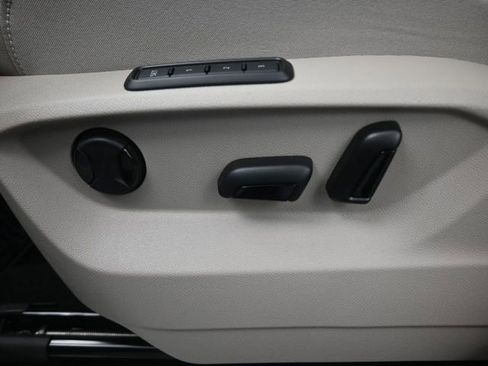 New 2026 Volkswagen Atlas SEL image 33