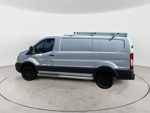 Used 2018 Ford Transit 250 130 Low Roof w/ Exterior Upgrade Package RWD image 3