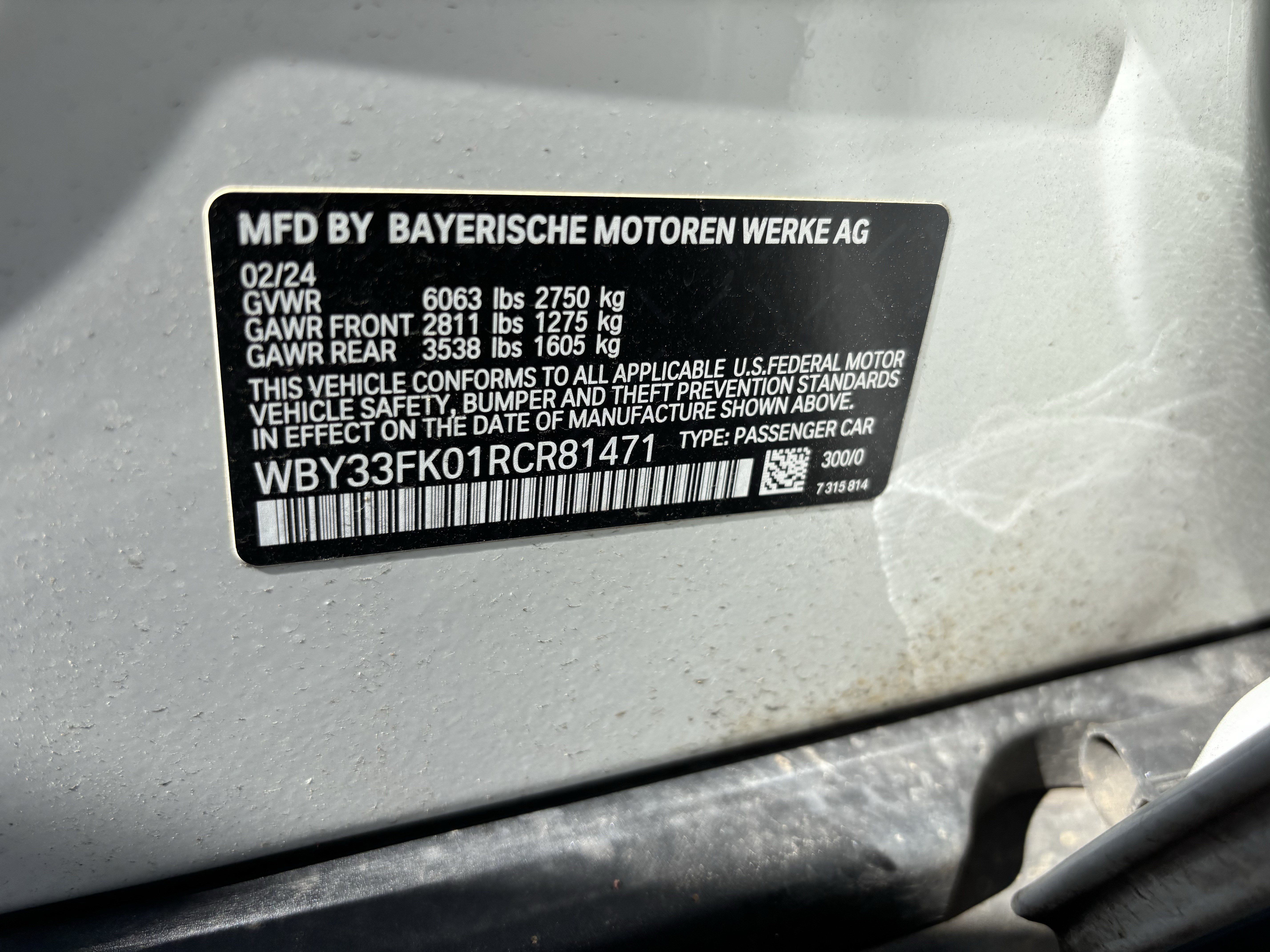Used 2024 BMW i5 eDrive40i w/ M Sport Package RWD image 38