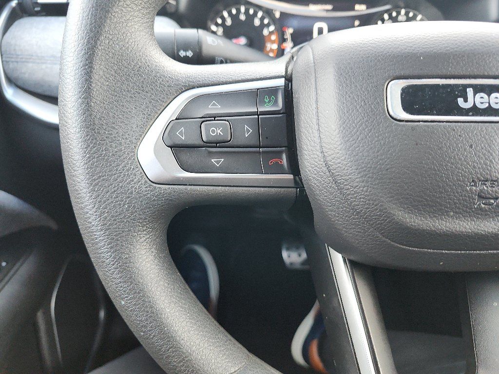 Used 2025 Jeep Compass Sport AWD/4WD image 24