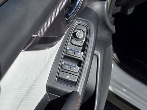 Certified 2022 Subaru Crosstrek 2.5i Limited image 16