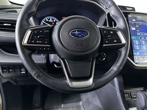 Used 2023 Subaru Ascent Limited AWD/4WD image 11