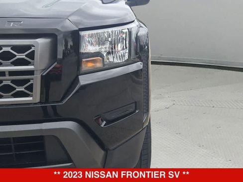 Used 2023 Nissan Frontier SV w/ Technology Package RWD image 10