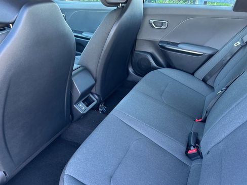 New 2026 Kia K4 LXS image 12