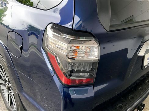 Used 2024 Toyota 4Runner Limited RWD image 28