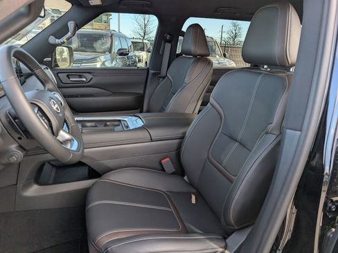 New 2026 Nissan Armada SL w/ Captain's Chari Seat Package AWD/4WD image 18