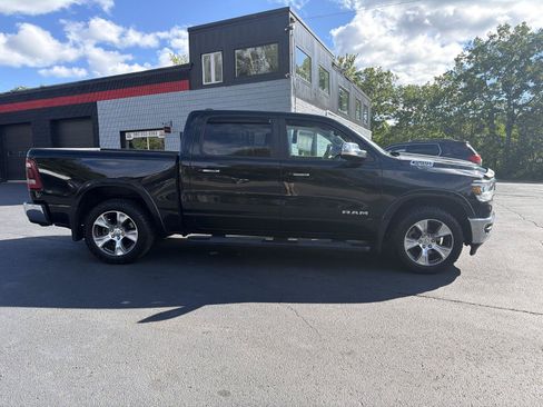 Used 2022 RAM 1500 Laramie AWD/4WD image 6
