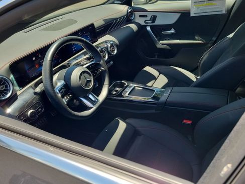 Used 2025 Mercedes-Benz CLA 35 AMG 4MATIC image 10