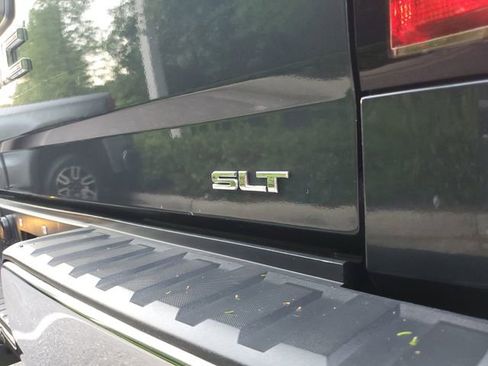 Used 2017 GMC Sierra 1500 SLT w/ SLT Premium Package RWD image 8