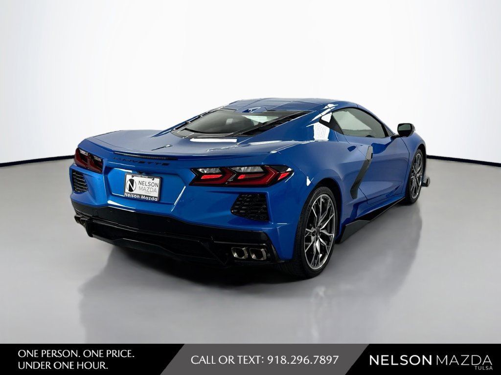 Used 2024 Chevrolet Corvette Stingray Preferred Cpe w/ 2LT RWD image 5