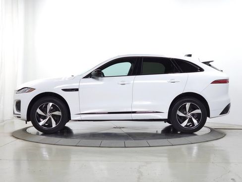 Used 2025 Jaguar F-PACE R-Dynamic S AWD/4WD image 2