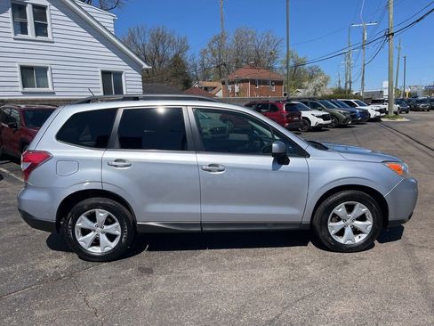 Used 2014 Subaru Forester 2.5i Premium w/ All-Weather Package AWD/4WD image 4