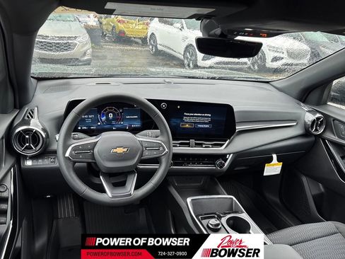 New 2026 Chevrolet Equinox LT w/ Safety and Technology Package AWD/4WD image 6