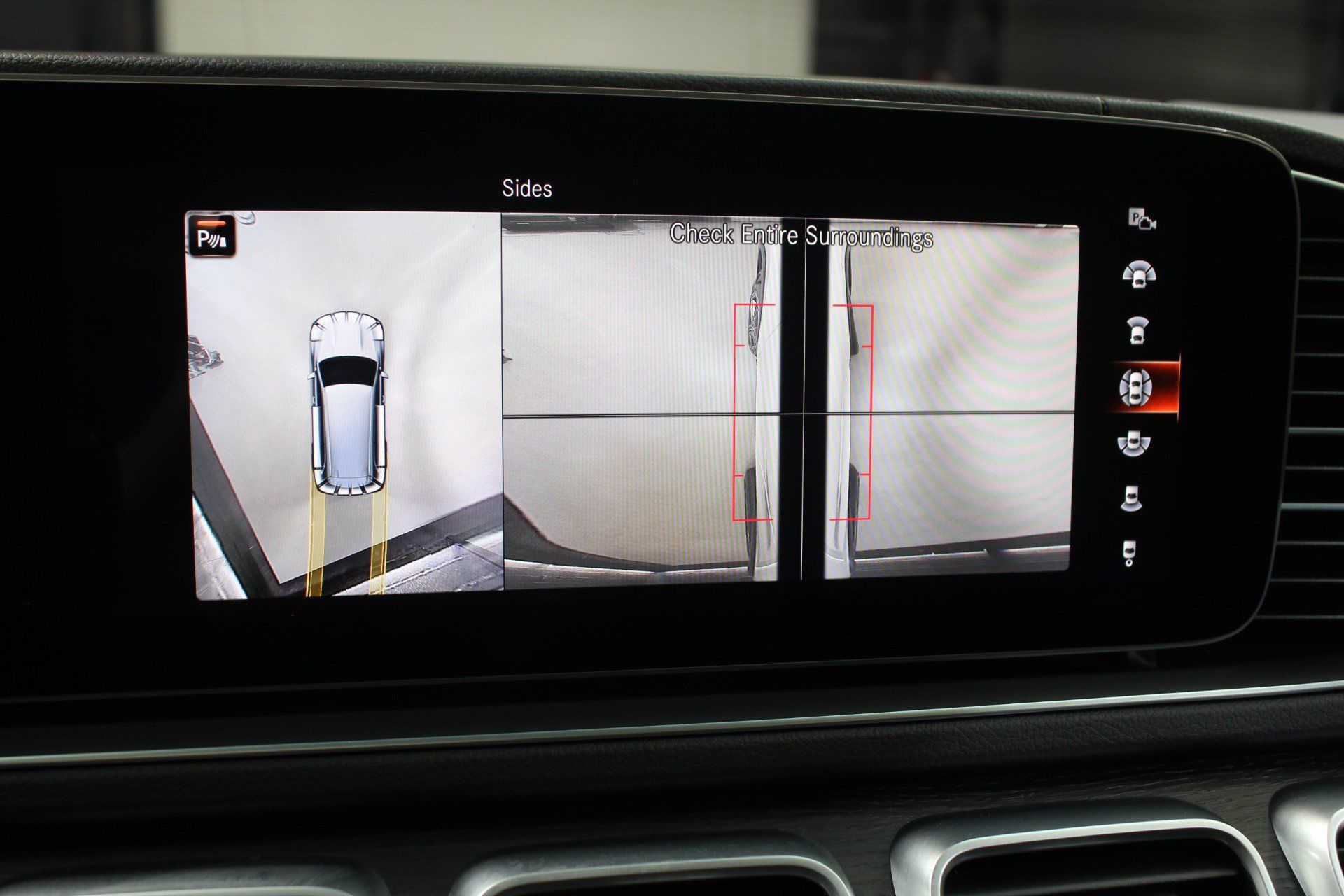 Used 2023 Mercedes-Benz GLS 450 4MATIC image 70