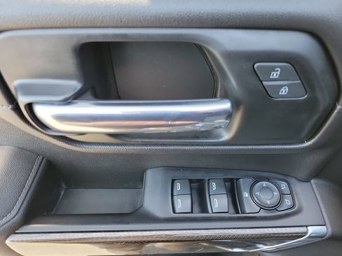 Used 2020 Chevrolet Silverado 1500 RST w/ All-Star Edition image 7