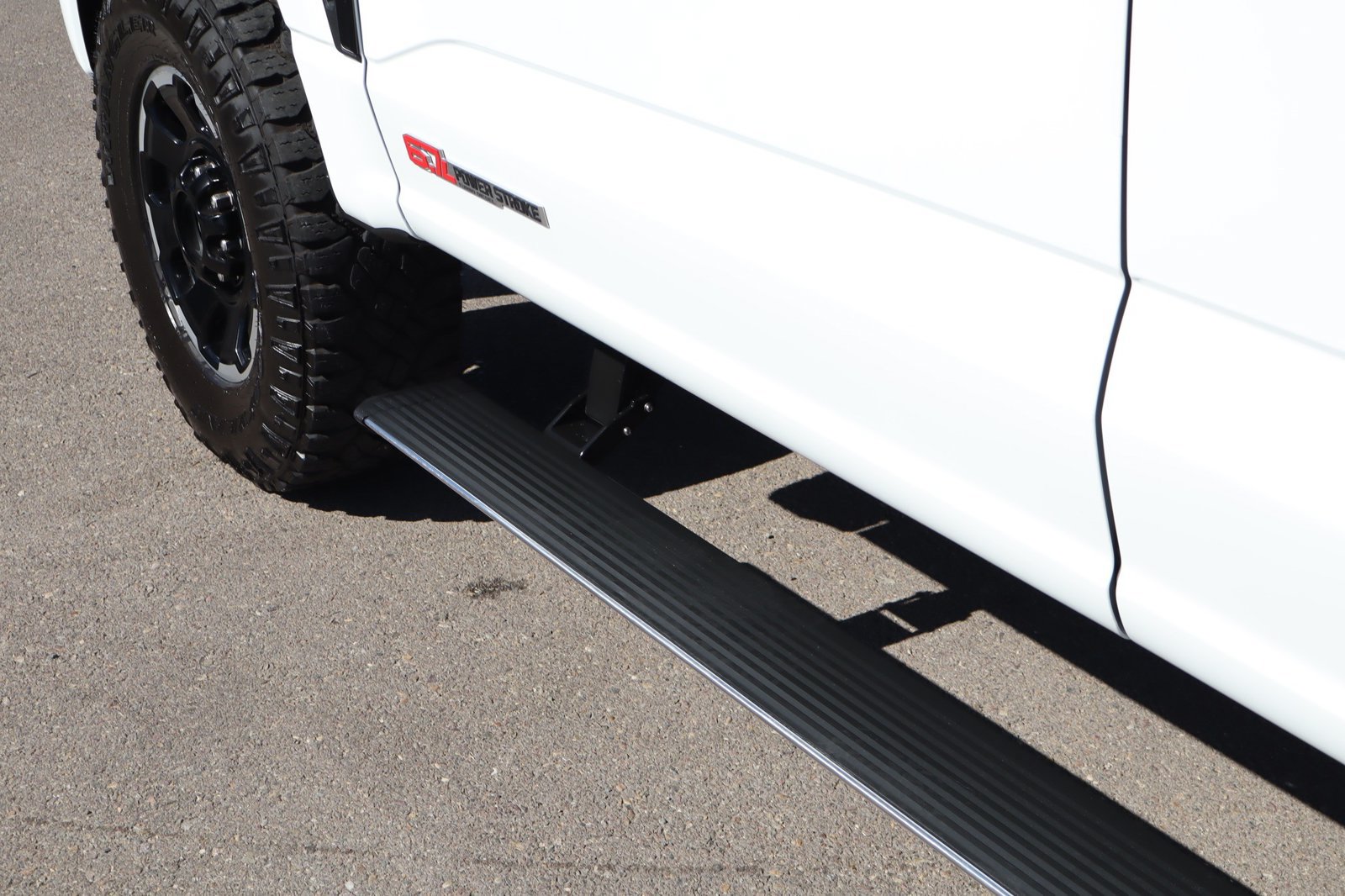 Used 2025 Ford F250 Platinum w/ Tremor Off-Road Package AWD/4WD image 17