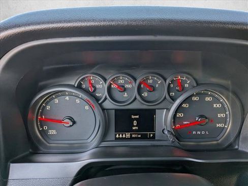 Used 2025 Chevrolet Silverado 2500 Custom w/ Custom Convenience Package image 10