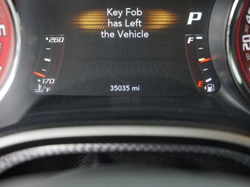 Used 2016 Dodge Challenger SRT Hellcat image 13