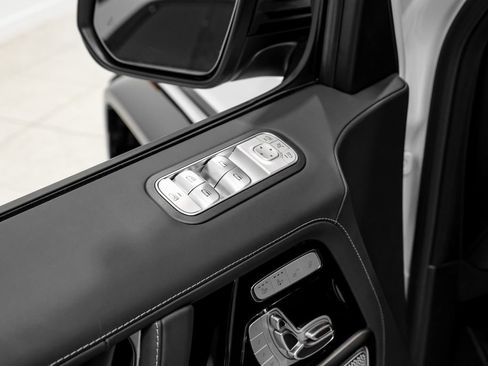 Used 2026 Mercedes-Benz G 63 AMG 4MATIC image 43