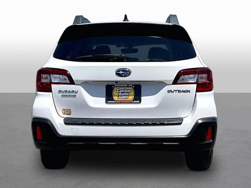 Used 2019 Subaru Outback 2.5i Premium AWD/4WD image 4