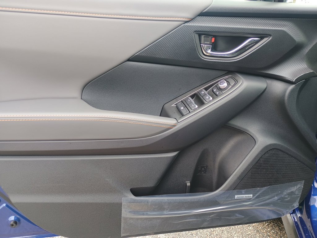 New 2026 Subaru Crosstrek 2.5i Limited AWD/4WD image 11