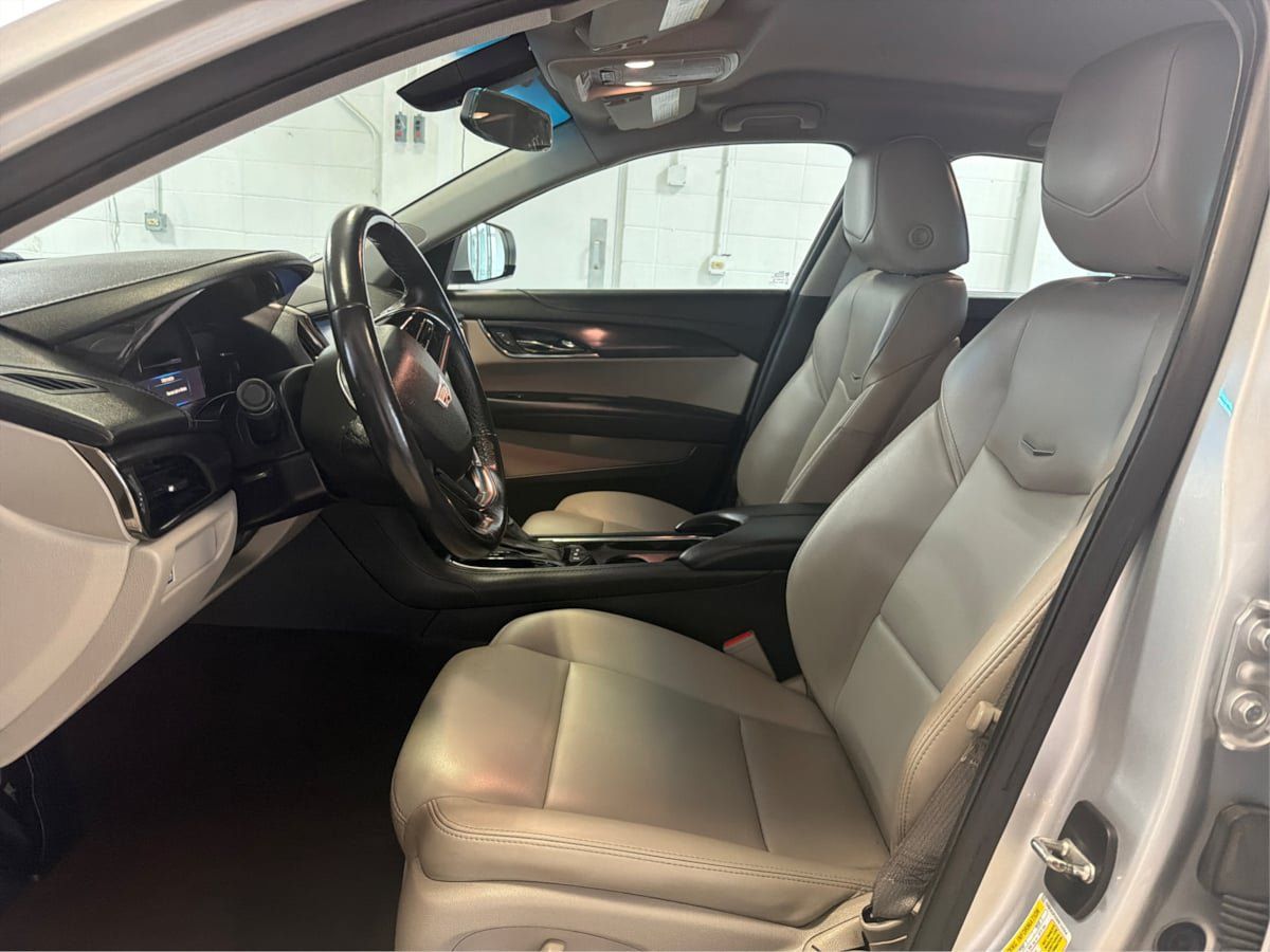 Used 2017 Cadillac ATS 2.0T Sedan RWD image 9
