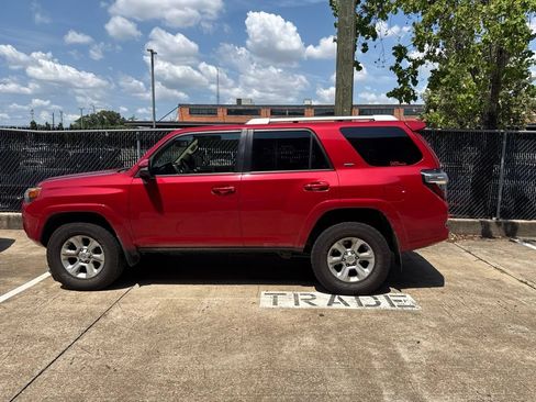 Used 2016 Toyota 4Runner SR5 Premium AWD/4WD image 7