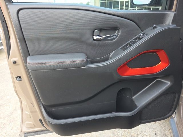 Used 2022 Nissan Frontier Pro-X RWD image 28