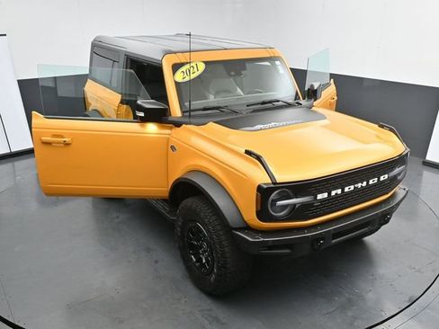 Used 2021 Ford Bronco Wildtrak image 44