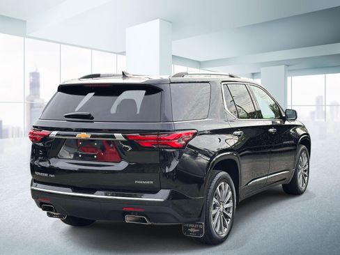 Used 2023 Chevrolet Traverse Premier AWD/4WD image 4