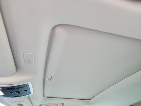 Used 2019 Lexus ES 350 w/ Premium Package FWD image 25