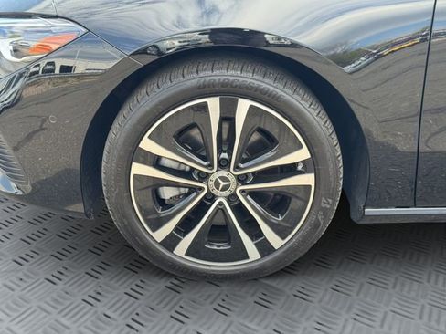 Used 2025 Mercedes-Benz CLA 250 4MATIC image 30