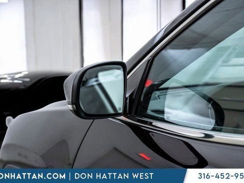 Used 2021 Jeep Cherokee Latitude Lux w/ Comfort/Convenience Group image 35