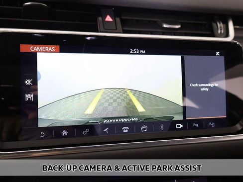 Used 2020 Land Rover Range Rover Evoque SE image 8