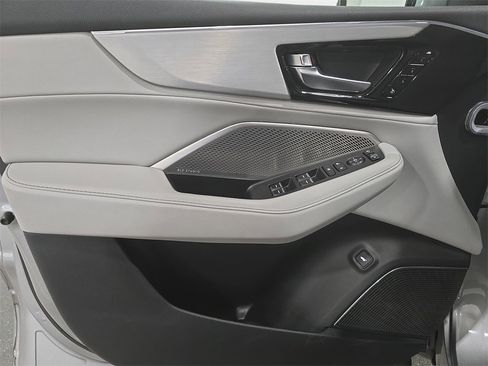 Used 2023 Acura MDX Technology image 26