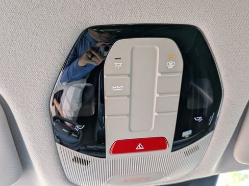 New 2026 Kia K4 FWD image 21