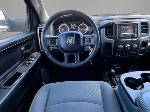Used 2018 RAM 2500 Tradesman w/ Chrome Appearance Group AWD/4WD image 9