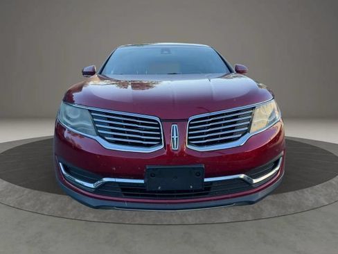 Used 2016 Lincoln MKX Select w/ Select Plus Package AWD/4WD image 2