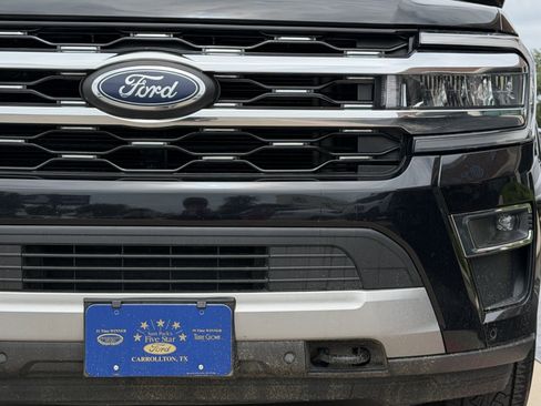 Certified 2022 Ford Expedition Limited AWD/4WD image 9