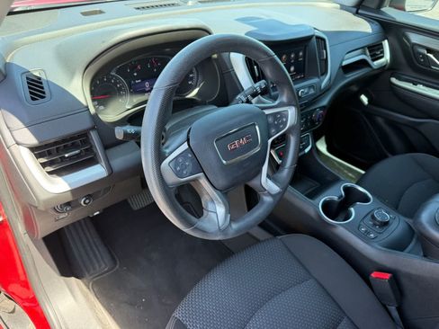 Used 2022 GMC Terrain SLE w/ Driver Convenience Package AWD/4WD image 14
