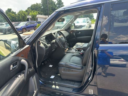 Used 2020 Nissan Armada SL AWD/4WD image 7