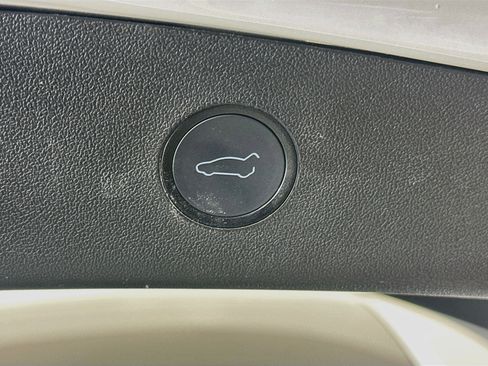 Used 2021 Tesla Model 3 Standard Range Plus RWD image 27