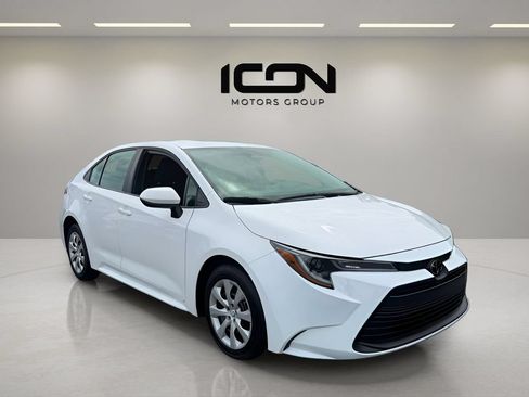 Used 2024 Toyota Corolla LE FWD image 7